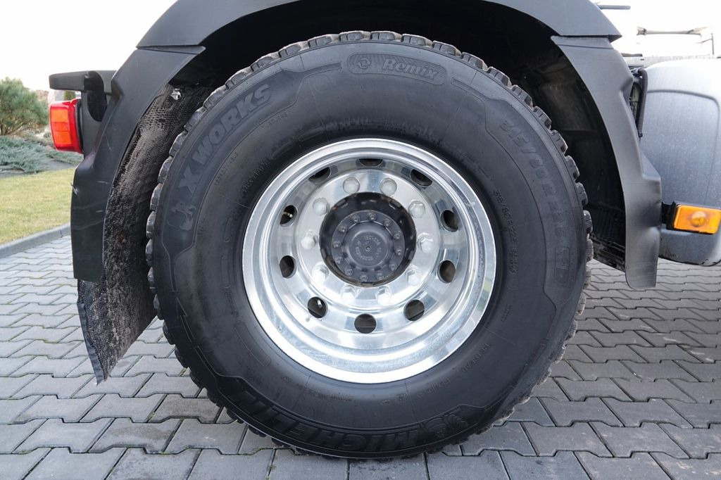 Trekker Volvo FM 450 / NISKA KABINA / HYDRAULIKA / WAGA: 6500: afbeelding 11