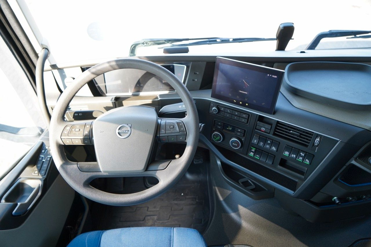 Schuifzeilen vrachtwagen Volvo FH 500 / MEGA / ZESTAW TANDEM PRZEJAZDOWY 120 M3: afbeelding 34 Schuifzeilen vrachtwagen Volvo FH 500 / MEGA / ZESTAW TANDEM PRZEJAZDOWY 120 M3: afbeelding 34