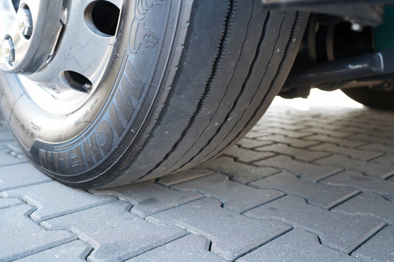 Schuifzeilen vrachtwagen Volvo FH 500 / MEGA / ZESTAW TANDEM PRZEJAZDOWY 120 M3: afbeelding 23 Schuifzeilen vrachtwagen Volvo FH 500 / MEGA / ZESTAW TANDEM PRZEJAZDOWY 120 M3: afbeelding 23