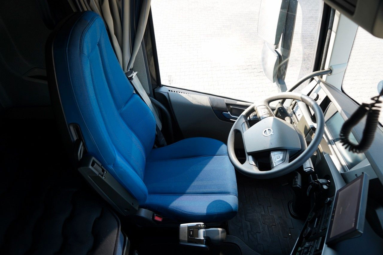 Schuifzeilen vrachtwagen Volvo FH 500 / MEGA / ZESTAW TANDEM PRZEJAZDOWY 120 M3: afbeelding 32 Schuifzeilen vrachtwagen Volvo FH 500 / MEGA / ZESTAW TANDEM PRZEJAZDOWY 120 M3: afbeelding 32