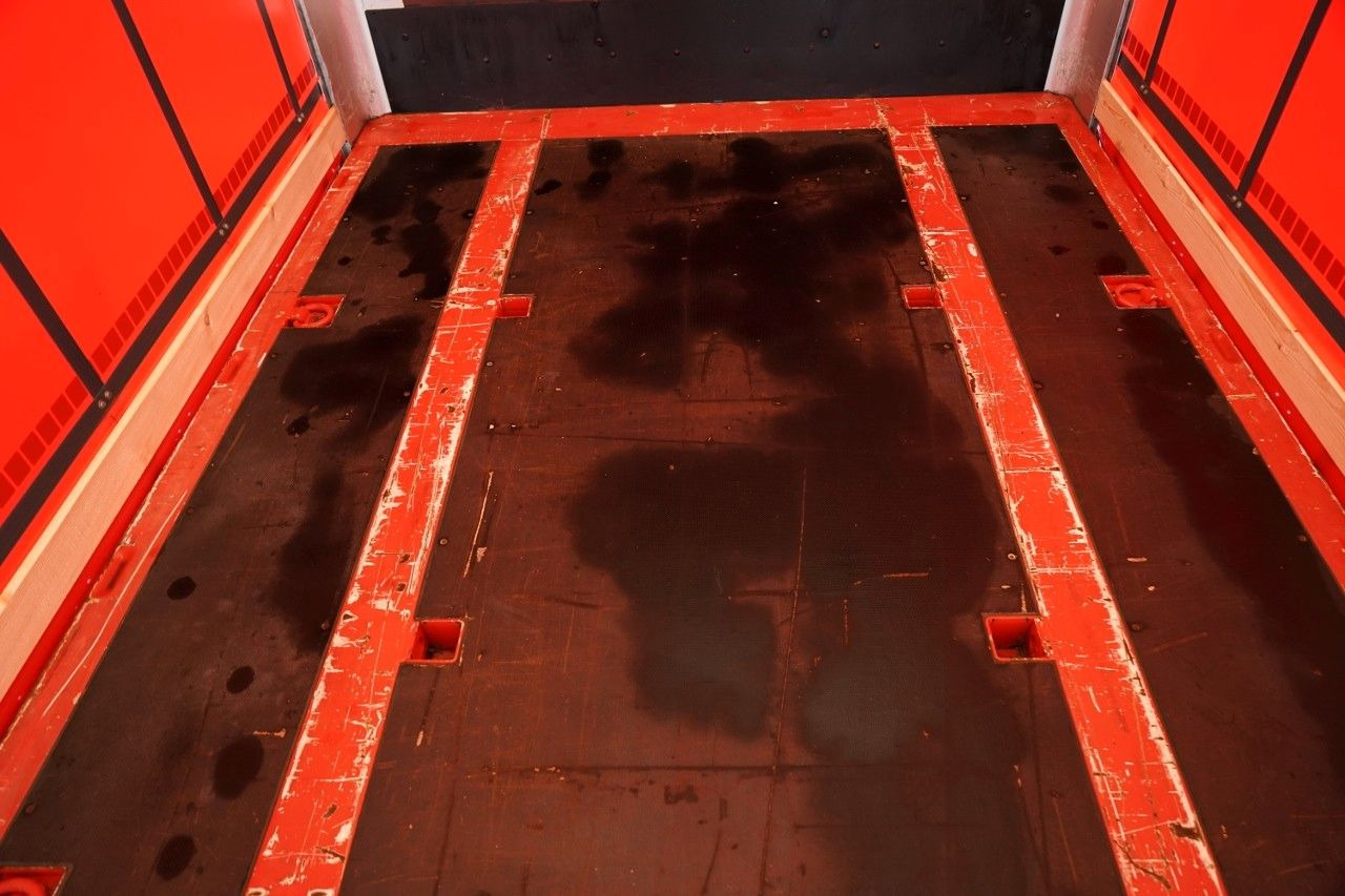 Schuifzeiloplegger Wielton FIRANKA STANDARD / MULDA DO STALI - 9 M / OŚ PO: afbeelding 21 Schuifzeiloplegger Wielton FIRANKA STANDARD / MULDA DO STALI - 9 M / OŚ PO: afbeelding 21