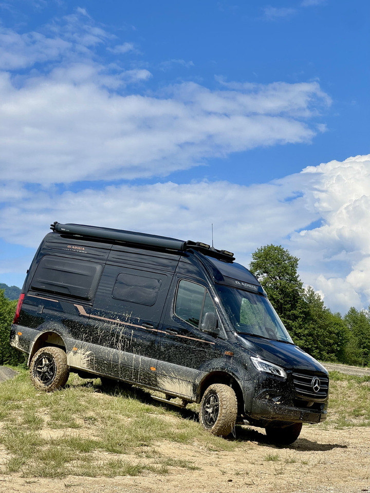 ADRIA Super Twin 600 SP - Buscamper: afbeelding 1 ADRIA Super Twin 600 SP - Buscamper: afbeelding 1