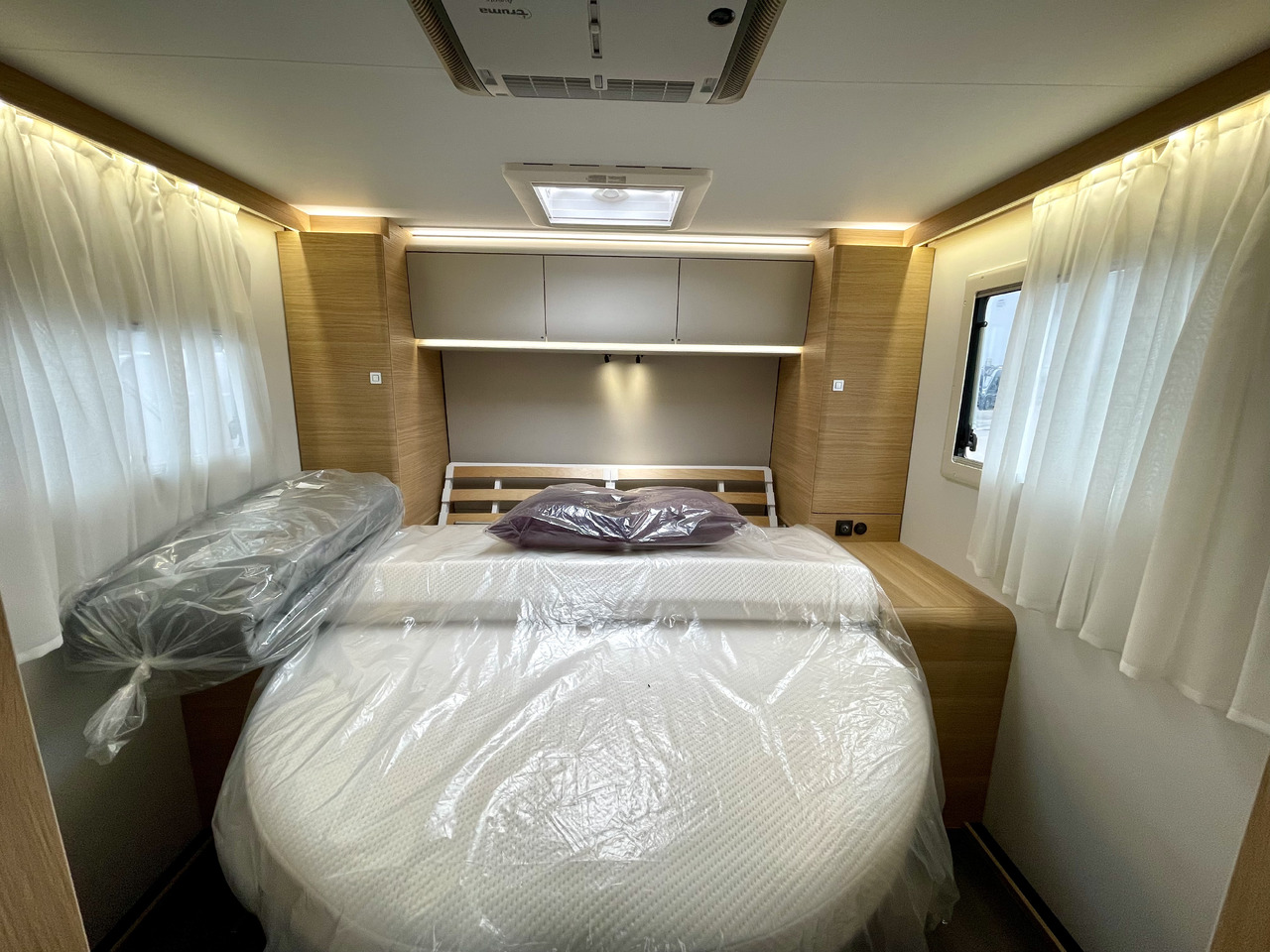 Adria Matrix 650SC - Half integraal camper: afbeelding 5 Adria Matrix 650SC - Half integraal camper: afbeelding 5