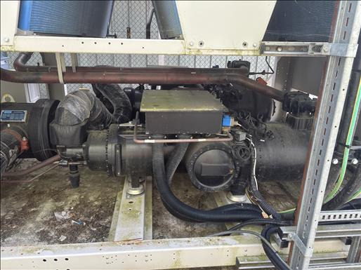 Daikin EWAT700T Chiller - Voedselverwerkende machine: afbeelding 2 Daikin EWAT700T Chiller - Voedselverwerkende machine: afbeelding 2