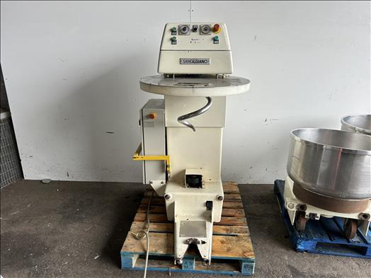 San Cassiano SE80 Spiral mixer - Voedselverwerkende machine: afbeelding 2 San Cassiano SE80 Spiral mixer - Voedselverwerkende machine: afbeelding 2