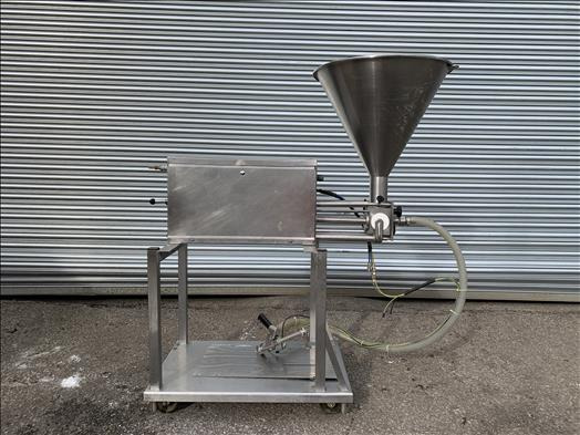 Turbo systems D900 stainless depositor - Voedselverwerkende machine: afbeelding 1 Turbo systems D900 stainless depositor - Voedselverwerkende machine: afbeelding 1