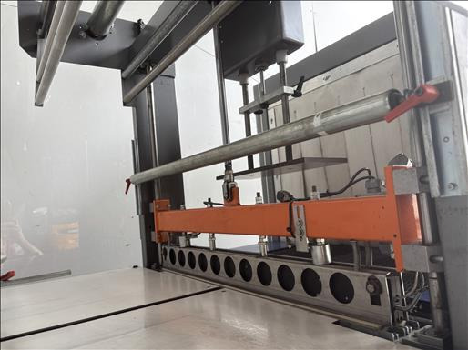 Wraps UK Easy700S Shrink sleeve wrapper - Verpakkingsmachine: afbeelding 4 Wraps UK Easy700S Shrink sleeve wrapper - Verpakkingsmachine: afbeelding 4