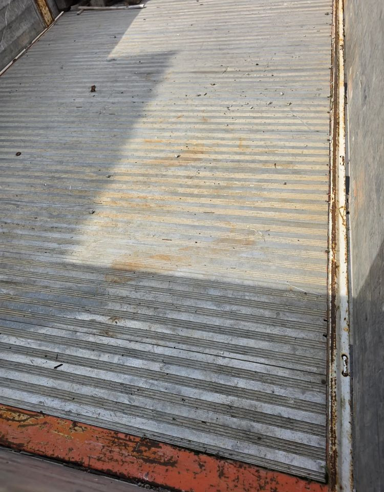 Volvo FM7 - Vrachtwagen met open laadbak, Kraanwagen: afbeelding 4 Volvo FM7 - Vrachtwagen met open laadbak, Kraanwagen: afbeelding 4