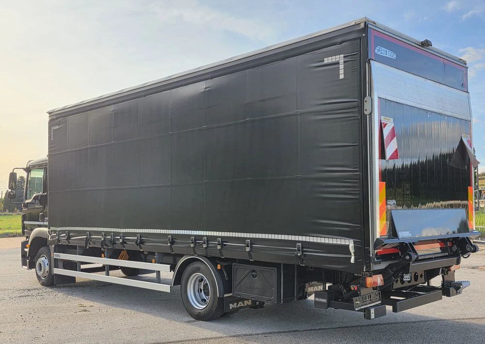 MAN TGM 12.290 / 15.290 / E6/ FIRANKA /BOCZNE DRZWI / BURTO-FIRANKA / 18PALET / WINDA / NISKI PRZEBIEG / 2018/ CAŁY NA PODUSZKACH / SERWISOWANY - Schuifzeilen vrachtwagen: afbeelding 4 MAN TGM 12.290 / 15.290 / E6/ FIRANKA /BOCZNE DRZWI / BURTO-FIRANKA / 18PALET / WINDA / NISKI PRZEBIEG / 2018/ CAŁY NA PODUSZKACH / SERWISOWANY - Schuifzeilen vrachtwagen: afbeelding 4