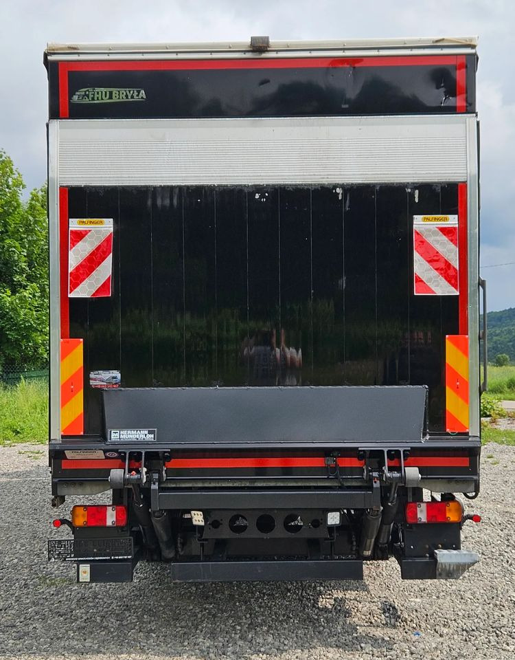 MAN TGM 12.290/15.290/E6/FIRANKA/BOCZNE DRZWI/BURTO-FIRANKA/18PALET/WINDA/NISKI PRZEBIEG/2018/CAŁY NA PODUSZKACH/SERWISOWANY - Schuifzeilen vrachtwagen: afbeelding 5 MAN TGM 12.290/15.290/E6/FIRANKA/BOCZNE DRZWI/BURTO-FIRANKA/18PALET/WINDA/NISKI PRZEBIEG/2018/CAŁY NA PODUSZKACH/SERWISOWANY - Schuifzeilen vrachtwagen: afbeelding 5