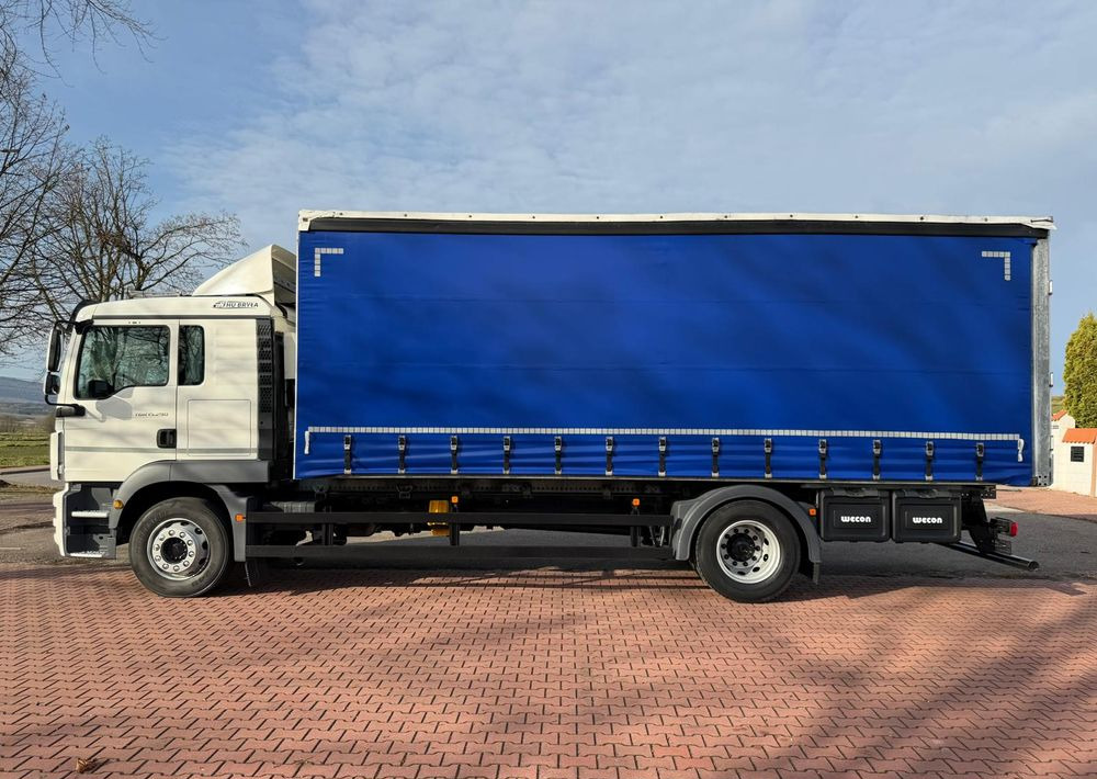 Schuifzeilen vrachtwagen MAN TGM 15.290 / FIRANKA / 2016R / KLIMA POSTOJOWA /SPROWADZONY/ 8T ŁADOWNOŚĆ / 17 PALET / E6  / WINDA /: afbeelding 10