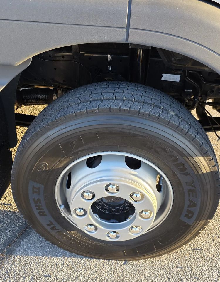 Bakwagen MAN TGM 15.290 / TGL / KONTENER / IZOTERMA / WINDA / KLIMA POSTOJOWA / 2019R / EURO 6 / PEŁEN SERWIS /  8200KG ŁADOWNOŚĆ  / SPROWADZONY / ZADBANY / JAK NOWY /  KSIĄŻKA SERWISOWA / E6 / 18 PALET: afbeelding 17