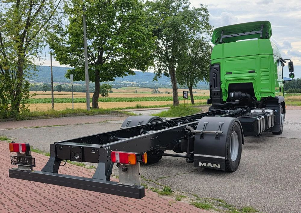 Leasing  MAN TGM 18.340 / 18.290 / E6 / NISKI PRZEBIEG / 2016 / SERWISOWANY / ROZSTAW OSI 5.7M / RAMA DO ZABUDOWY / SYPIALKA / STAN BARDZO DOBRY / AUTOMAT MAN TGM 18.340 / 18.290 / E6 / NISKI PRZEBIEG / 2016 / SERWISOWANY / ROZSTAW OSI 5.7M / RAMA DO ZABUDOWY / SYPIALKA / STAN BARDZO DOBRY / AUTOMAT: afbeelding 9
