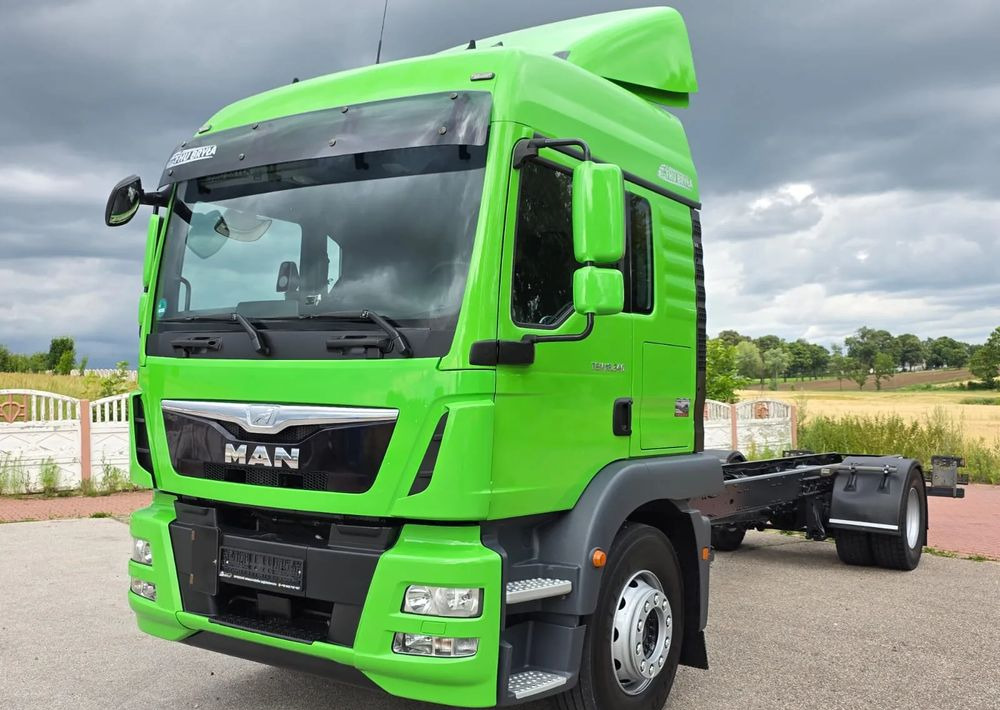 Leasing  MAN TGM 18.340 / 18.290 / E6 / NISKI PRZEBIEG / 2016 / SERWISOWANY / ROZSTAW OSI 5.7M / RAMA DO ZABUDOWY / SYPIALKA / STAN BARDZO DOBRY / AUTOMAT MAN TGM 18.340 / 18.290 / E6 / NISKI PRZEBIEG / 2016 / SERWISOWANY / ROZSTAW OSI 5.7M / RAMA DO ZABUDOWY / SYPIALKA / STAN BARDZO DOBRY / AUTOMAT: afbeelding 13