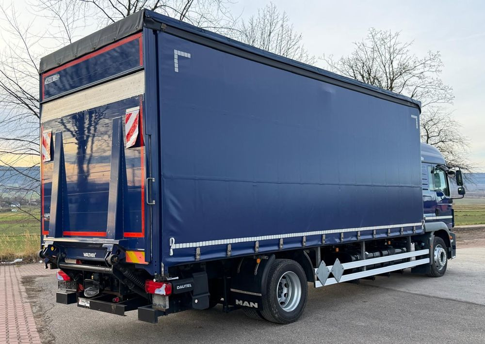 MAN TGM 18.340 / FIRANKA / SPROWADZONY / 9100 ŁADOWNOŚĆ / 18 PALET / E6 / WINDA / - Schuifzeilen vrachtwagen: afbeelding 4 MAN TGM 18.340 / FIRANKA / SPROWADZONY / 9100 ŁADOWNOŚĆ / 18 PALET / E6 / WINDA / - Schuifzeilen vrachtwagen: afbeelding 4