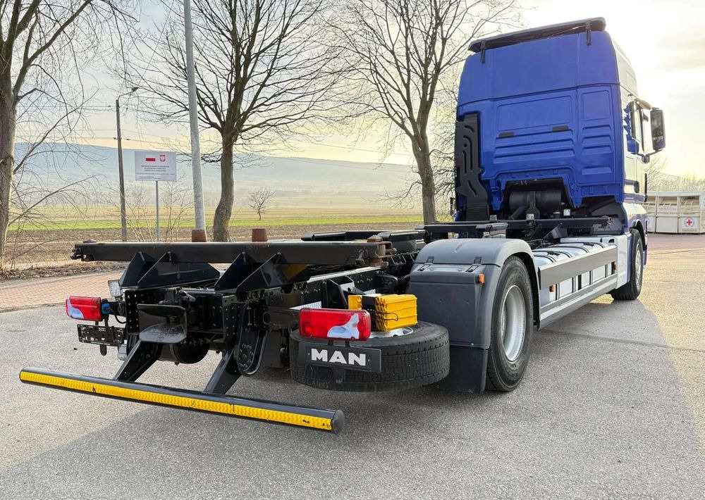 MAN TGX 18.430/SPROWADZONY/DO ŻYWCA/DO BYDŁA/2020/KLIMA POSTOJOWA/SERWISOWANY/JAK NOWY/NISKI PRZEBIEG/RAMA/BDF/E6 - Chassis vrachtwagen: afbeelding 5 MAN TGX 18.430/SPROWADZONY/DO ŻYWCA/DO BYDŁA/2020/KLIMA POSTOJOWA/SERWISOWANY/JAK NOWY/NISKI PRZEBIEG/RAMA/BDF/E6 - Chassis vrachtwagen: afbeelding 5
