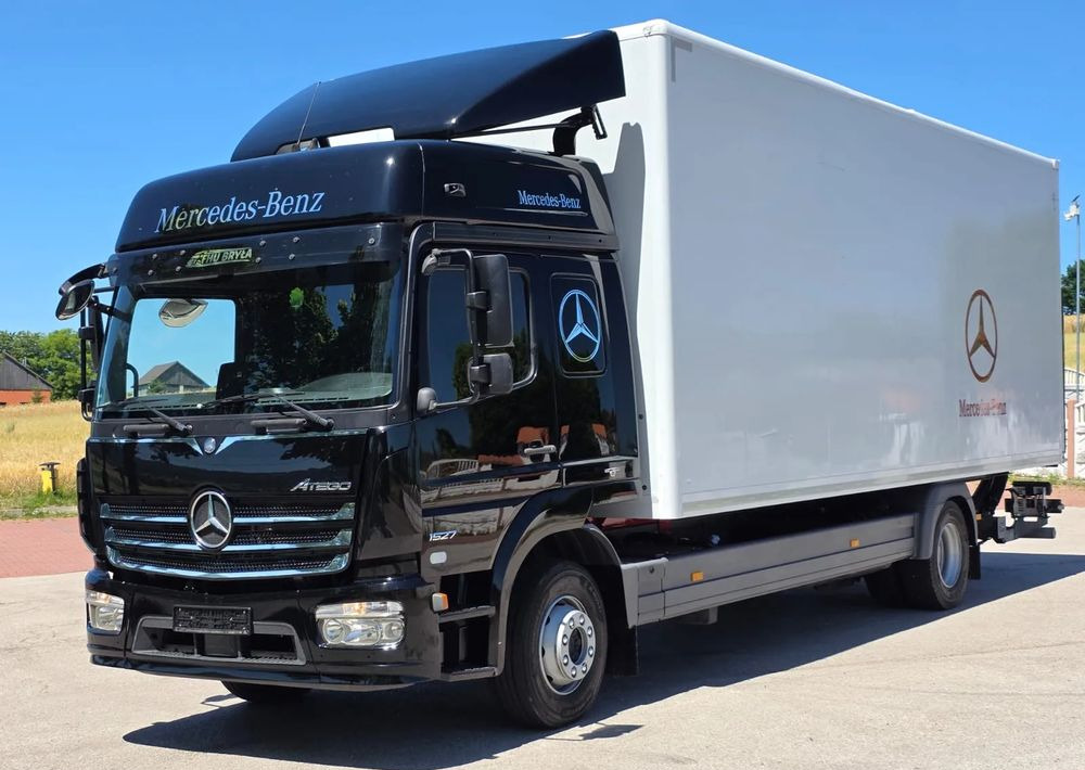 Mercedes-Benz ATEGO 1527/1530/IZOTERMA/WINDA/SPROWADZONY/E6/PIERWSZY WŁAŚCICIEL/AUTOMAT/18EURO PALET/STAN BARDZO DOBRY - Koelwagen vrachtwagen: afbeelding 1 Mercedes-Benz ATEGO 1527/1530/IZOTERMA/WINDA/SPROWADZONY/E6/PIERWSZY WŁAŚCICIEL/AUTOMAT/18EURO PALET/STAN BARDZO DOBRY - Koelwagen vrachtwagen: afbeelding 1