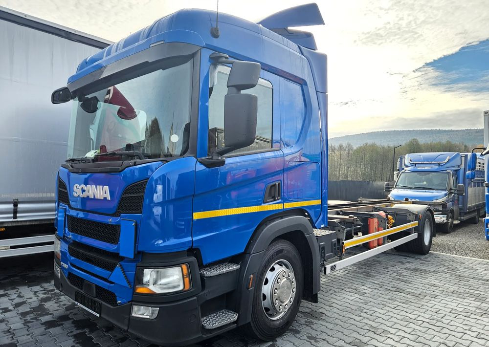 Scania P360 / P410 / BDF / RAMA / FIRANKA / PEŁNA SYPIALKA / WINDA / E6 / CAŁA NA PODUSZKACH / ROZSTAW OSI 5.5M / LAWETA / DO ŻYWCA / DO BYDŁA / DO ZABUDOWY / SPROWADZONA - Chassis vrachtwagen: afbeelding 1 Scania P360 / P410 / BDF / RAMA / FIRANKA / PEŁNA SYPIALKA / WINDA / E6 / CAŁA NA PODUSZKACH / ROZSTAW OSI 5.5M / LAWETA / DO ŻYWCA / DO BYDŁA / DO ZABUDOWY / SPROWADZONA - Chassis vrachtwagen: afbeelding 1