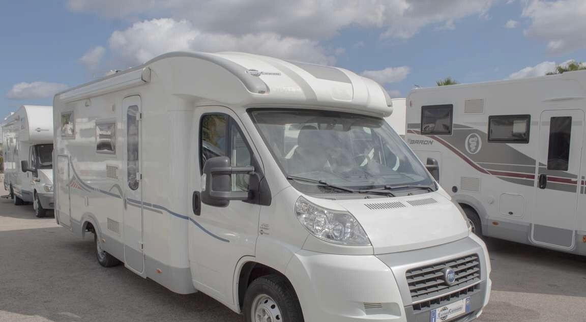 Adria coral 660 - Half integraal camper: afbeelding 2 Adria coral 660 - Half integraal camper: afbeelding 2