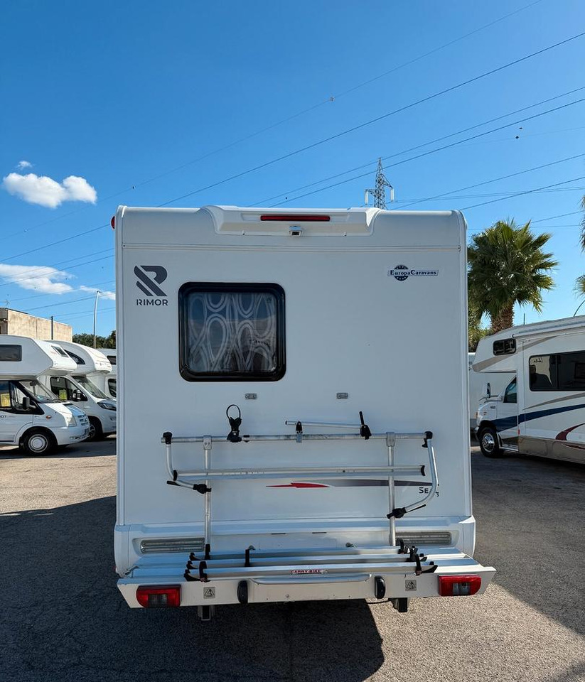 Rimor SEAL 3 - Alkoof camper: afbeelding 5 Rimor SEAL 3 - Alkoof camper: afbeelding 5