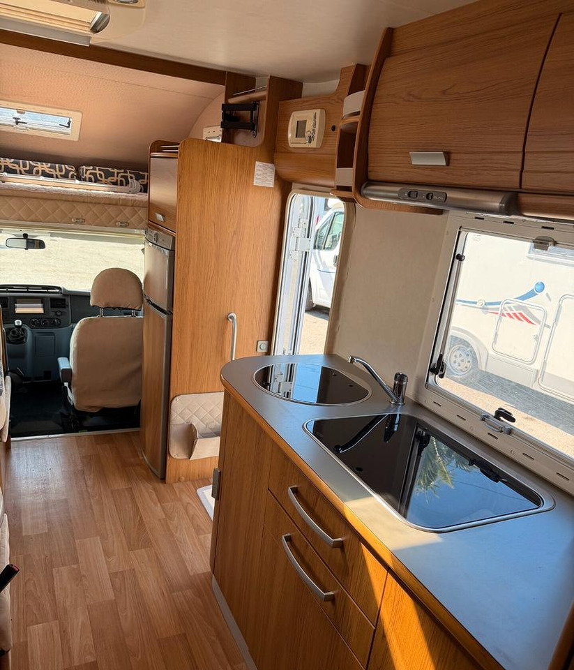 Alkoof camper Rimor SUPERBRIG 677 TC: afbeelding 10 Alkoof camper Rimor SUPERBRIG 677 TC: afbeelding 10