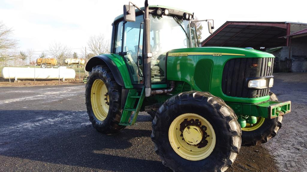 JOHN DEERE 6520 - Landbouwmachine: afbeelding 5 JOHN DEERE 6520 - Landbouwmachine: afbeelding 5