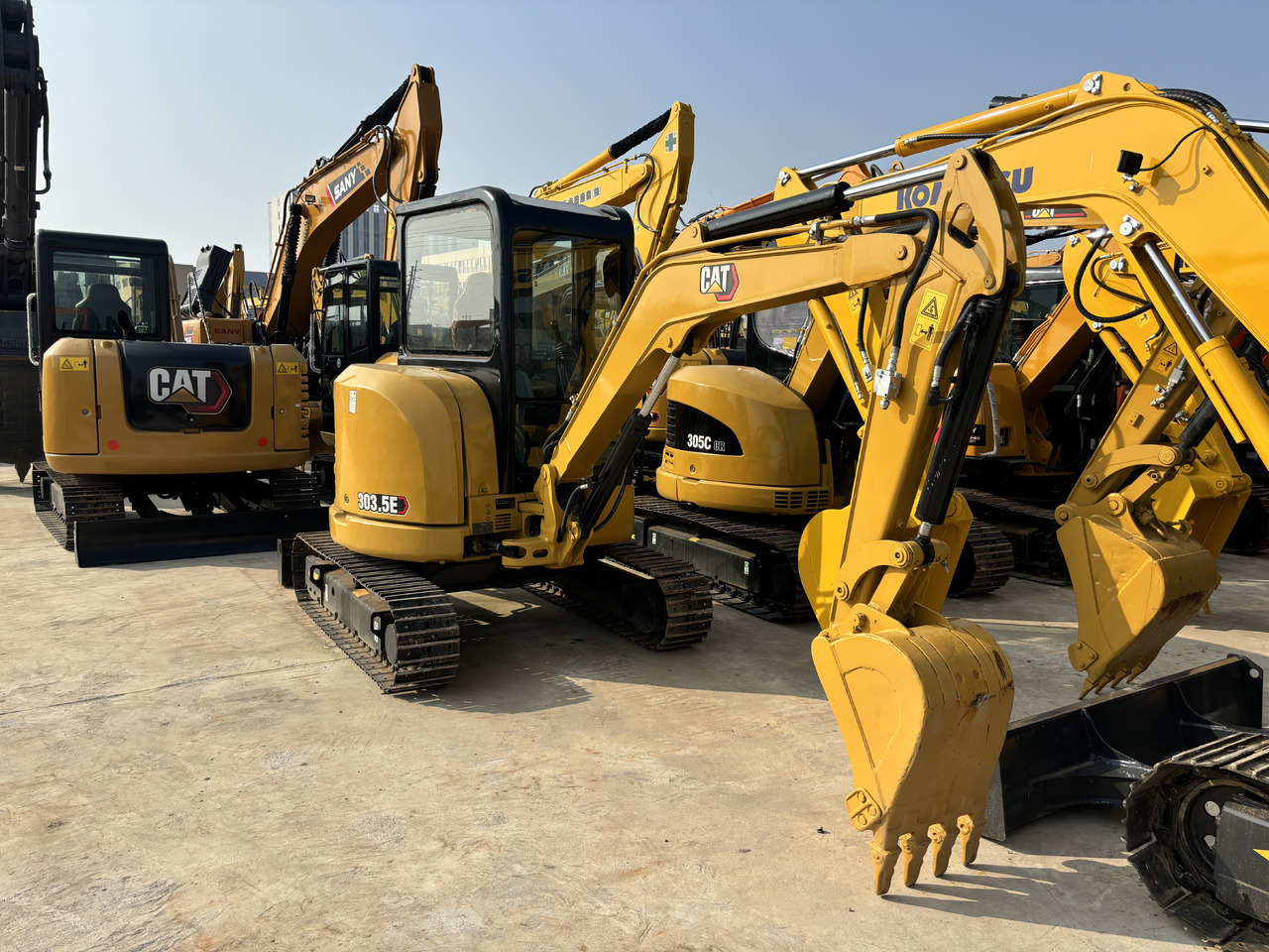 CATERPILLAR CAT303.5E - Minigraafmachine: afbeelding 5 CATERPILLAR CAT303.5E - Minigraafmachine: afbeelding 5