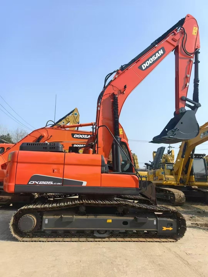 DOOSAN Dx225 - Rupsgraafmachine: afbeelding 1 DOOSAN Dx225 - Rupsgraafmachine: afbeelding 1