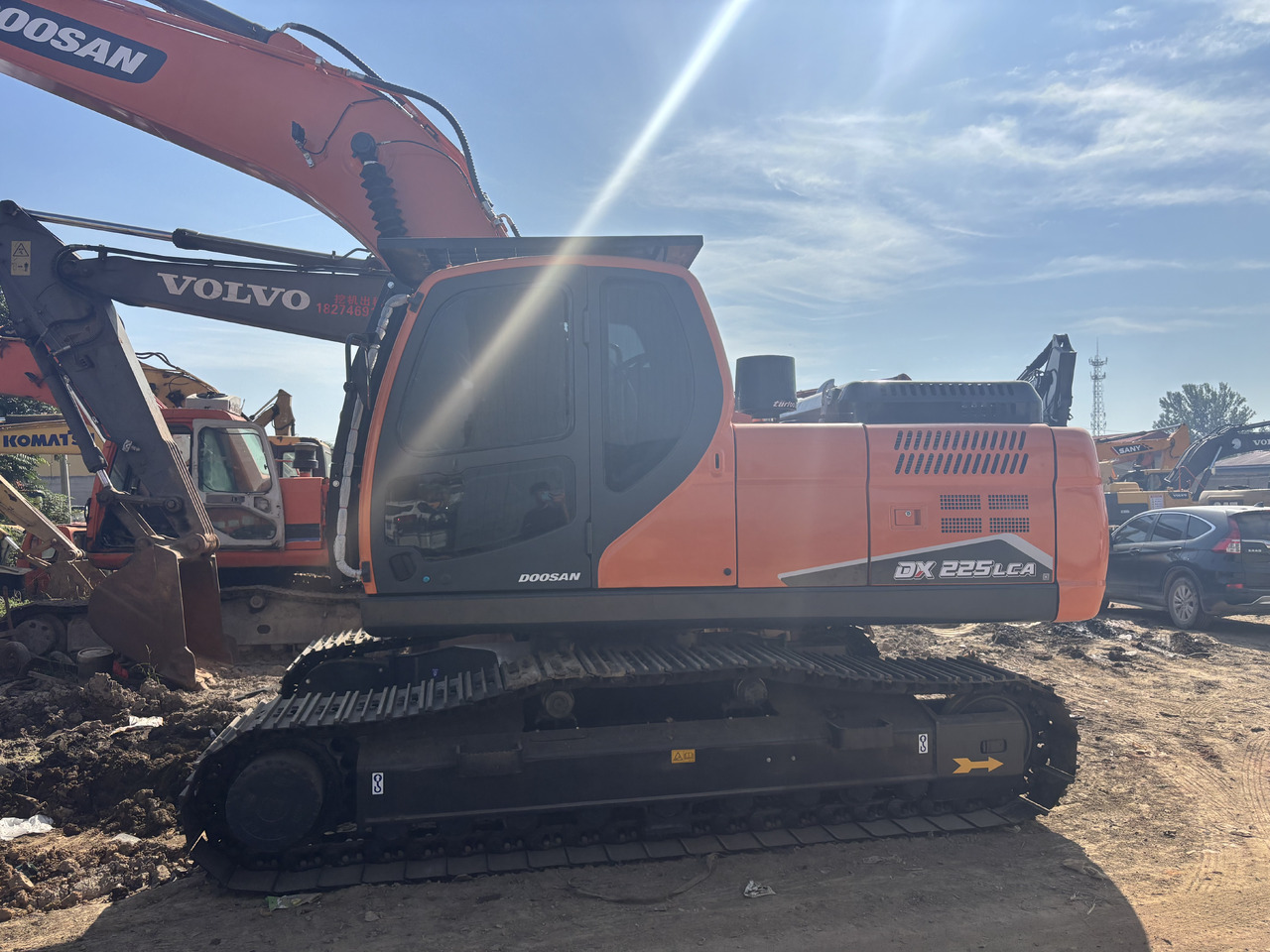 DOOSAN Korea imports doosan DX225 - Rupsgraafmachine: afbeelding 1 DOOSAN Korea imports doosan DX225 - Rupsgraafmachine: afbeelding 1