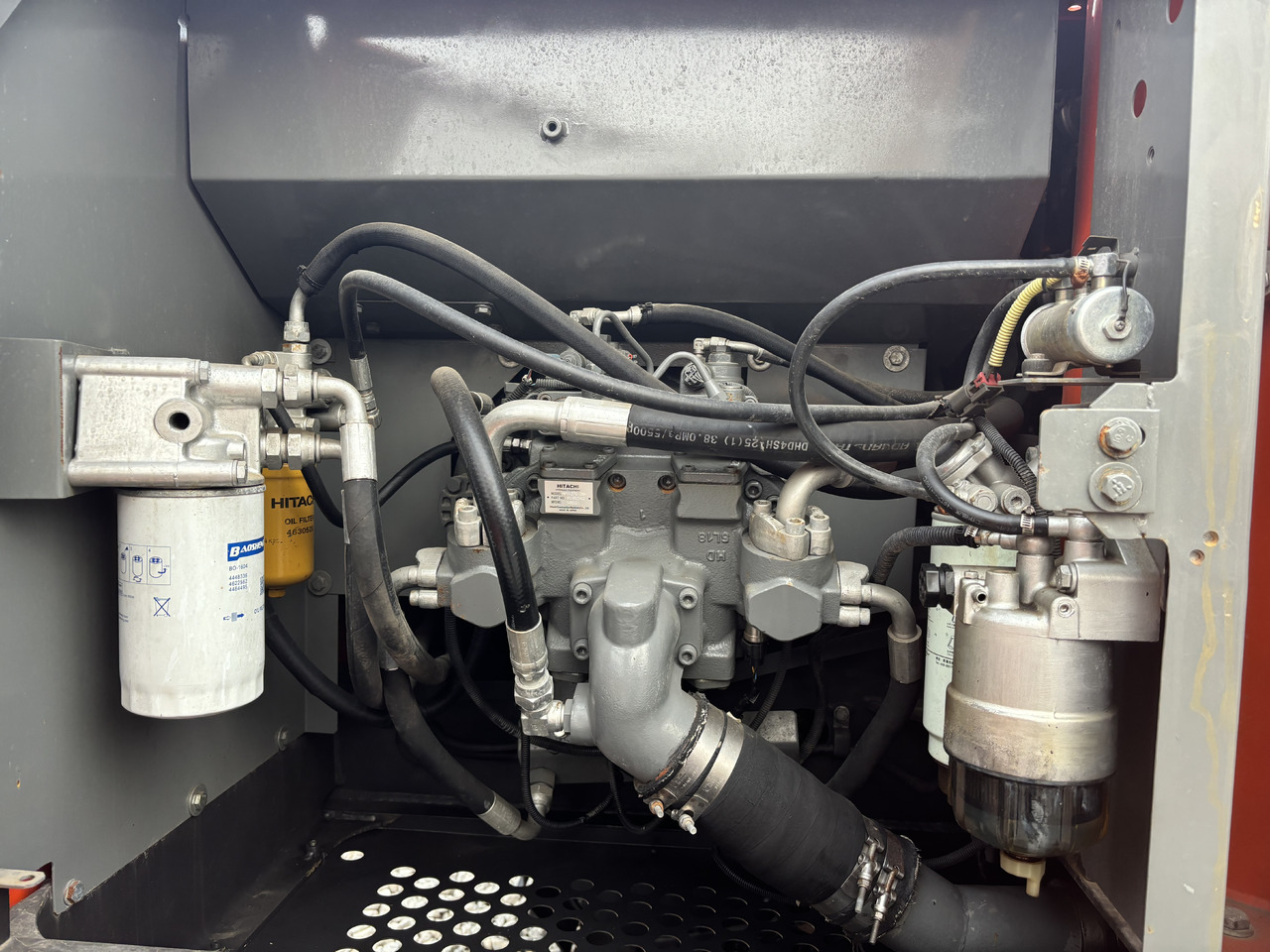 Hitachi Zx200-3 - Rupsgraafmachine: afbeelding 3 Hitachi Zx200-3 - Rupsgraafmachine: afbeelding 3