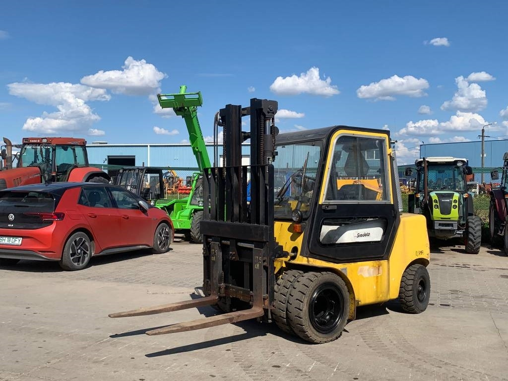 Balkancar 35 - Diesel heftruck: afbeelding 1 Balkancar 35 - Diesel heftruck: afbeelding 1