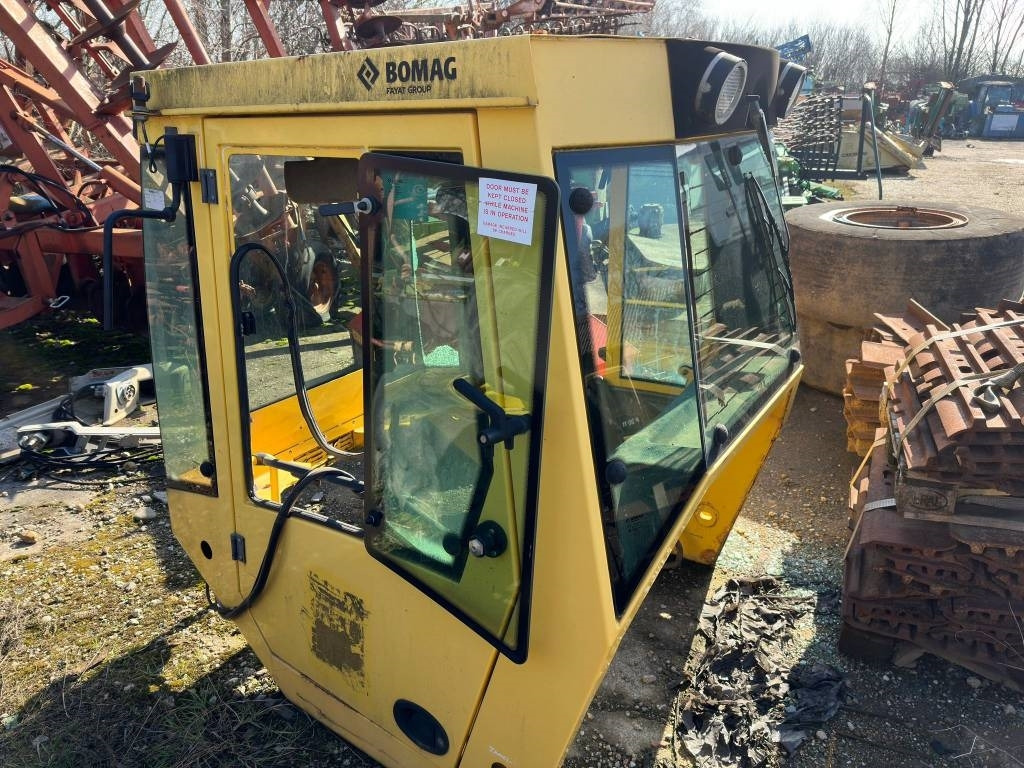 Bomag BW 177-226 D/DH CABIN  - Cabine voor Bouwmachine: afbeelding 3 Bomag BW 177-226 D/DH CABIN  - Cabine voor Bouwmachine: afbeelding 3