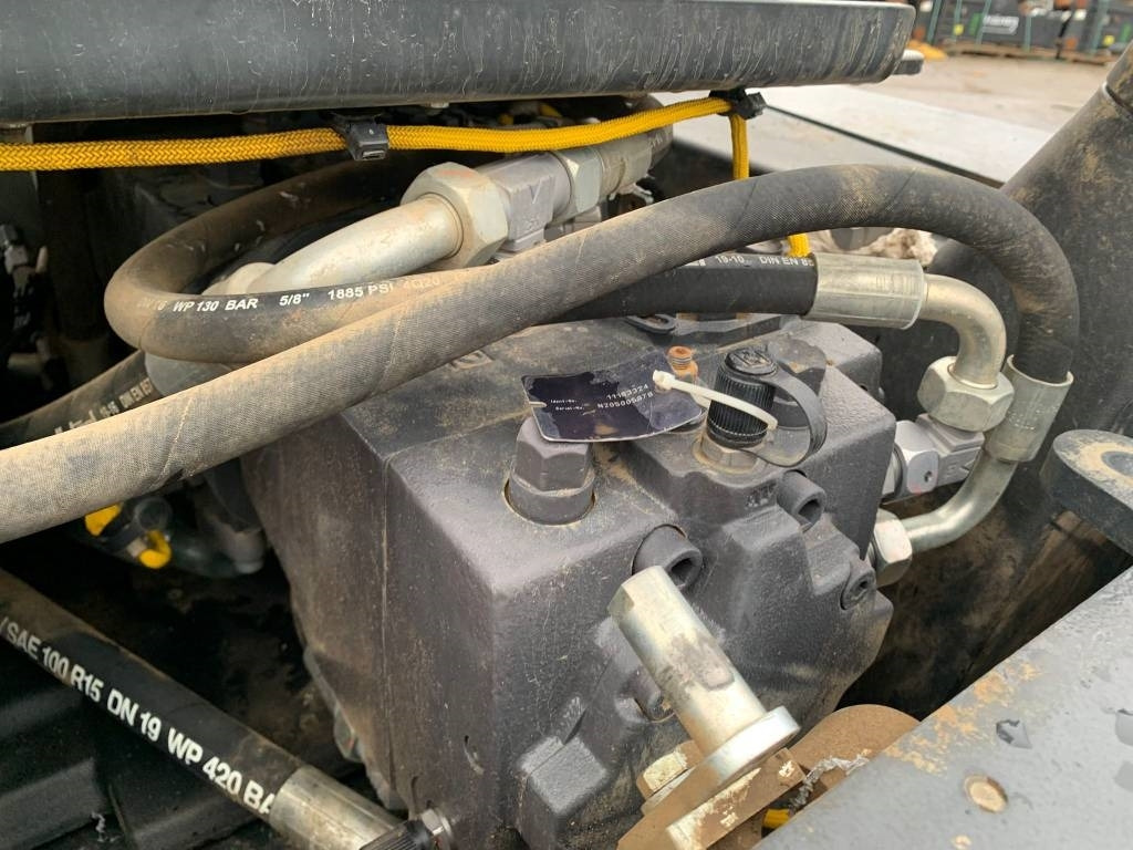 Leasing Bomag BW219 DH5+3D Trimble GPS Bomag BW219 DH5+3D Trimble GPS: afbeelding 9 Leasing Bomag BW219 DH5+3D Trimble GPS Bomag BW219 DH5+3D Trimble GPS: afbeelding 9