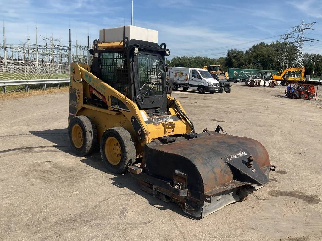 CAT 246 - Schranklader: afbeelding 4 CAT 246 - Schranklader: afbeelding 4