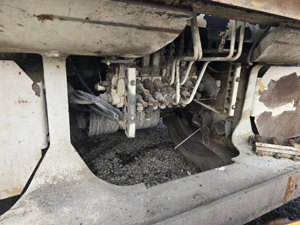 CAT 438 C NO DIGGING ARM - Graaflaadmachine: afbeelding 4 CAT 438 C NO DIGGING ARM - Graaflaadmachine: afbeelding 4