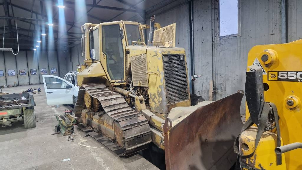 CAT D5 FOR PARTS - Bulldozer: afbeelding 1 CAT D5 FOR PARTS - Bulldozer: afbeelding 1