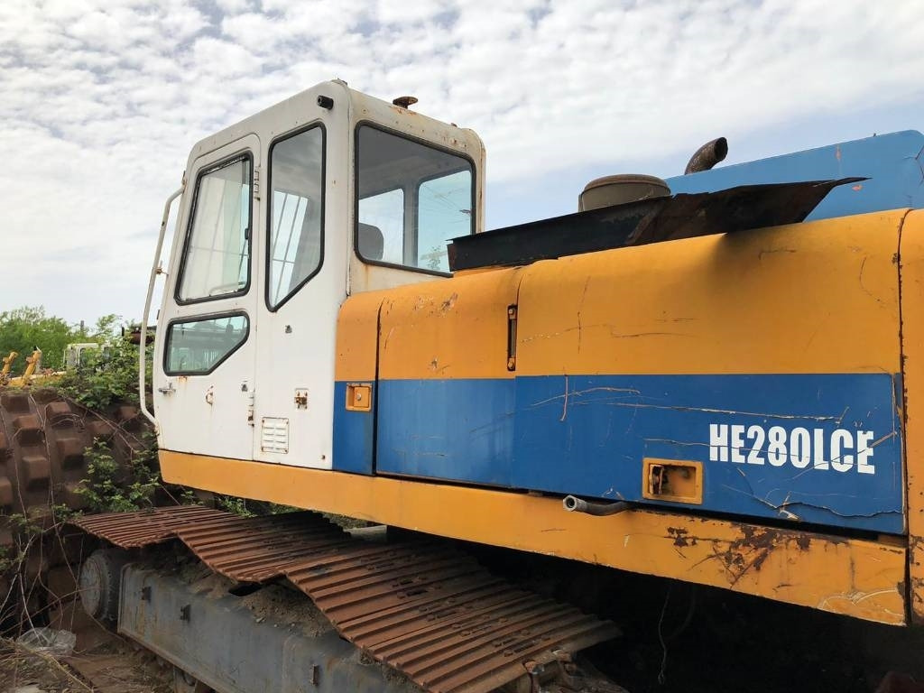 Halla Hitachi HE 280 ICE - Rupsgraafmachine: afbeelding 2 Halla Hitachi HE 280 ICE - Rupsgraafmachine: afbeelding 2
