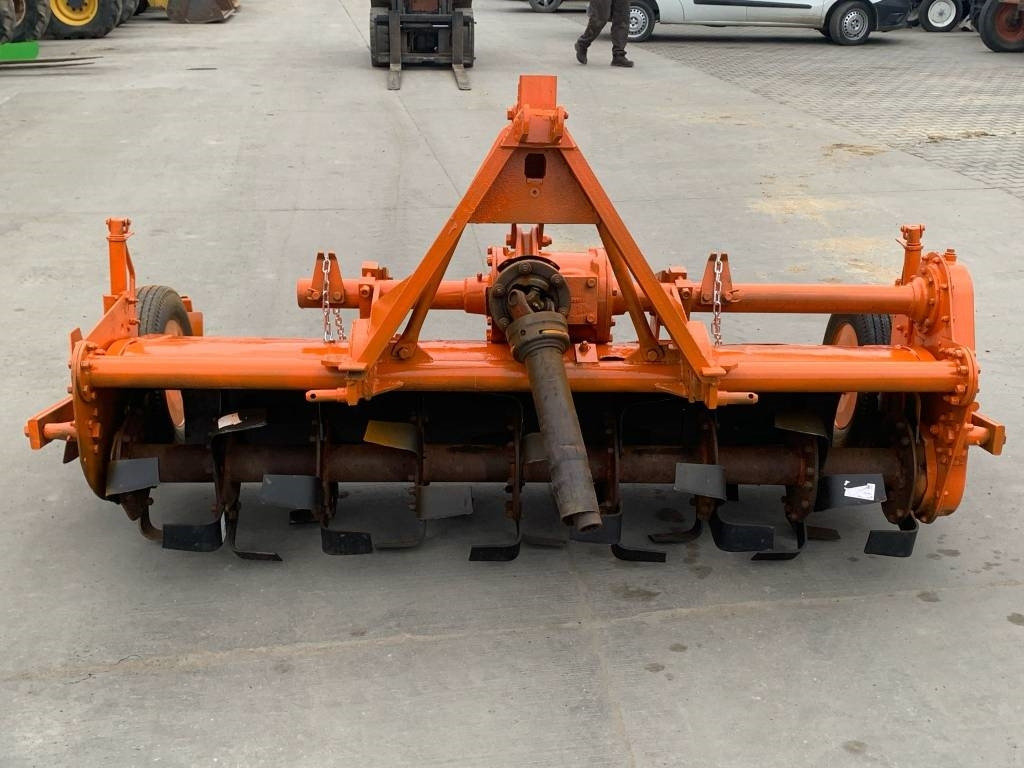 Howard 2M - Grondfrees: afbeelding 2 Howard 2M - Grondfrees: afbeelding 2
