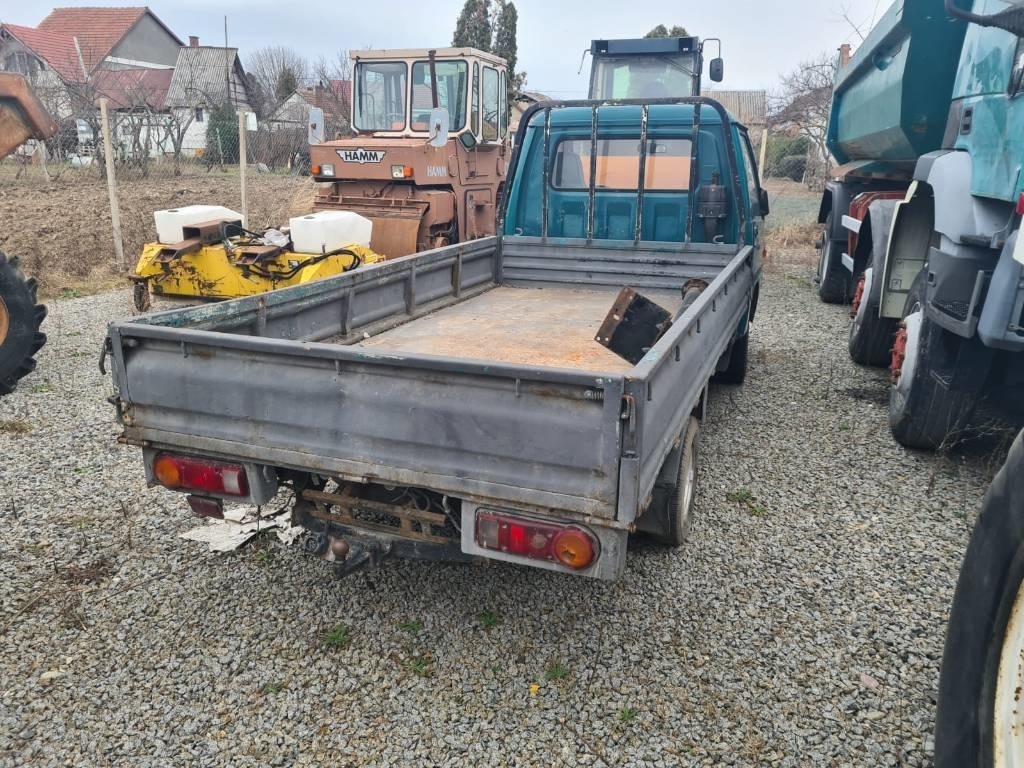 Hyundai H 100 - Vrachtwagen met open laadbak: afbeelding 3 Hyundai H 100 - Vrachtwagen met open laadbak: afbeelding 3