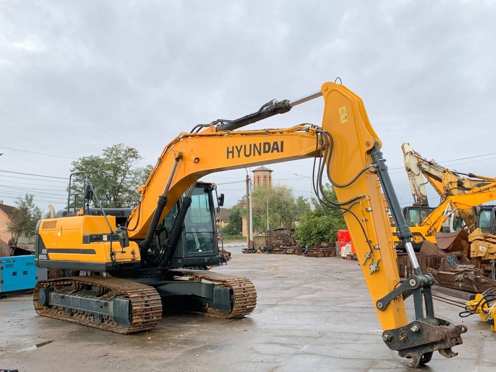 Hyundai HX 220 L  - Rupsgraafmachine: afbeelding 4 Hyundai HX 220 L  - Rupsgraafmachine: afbeelding 4