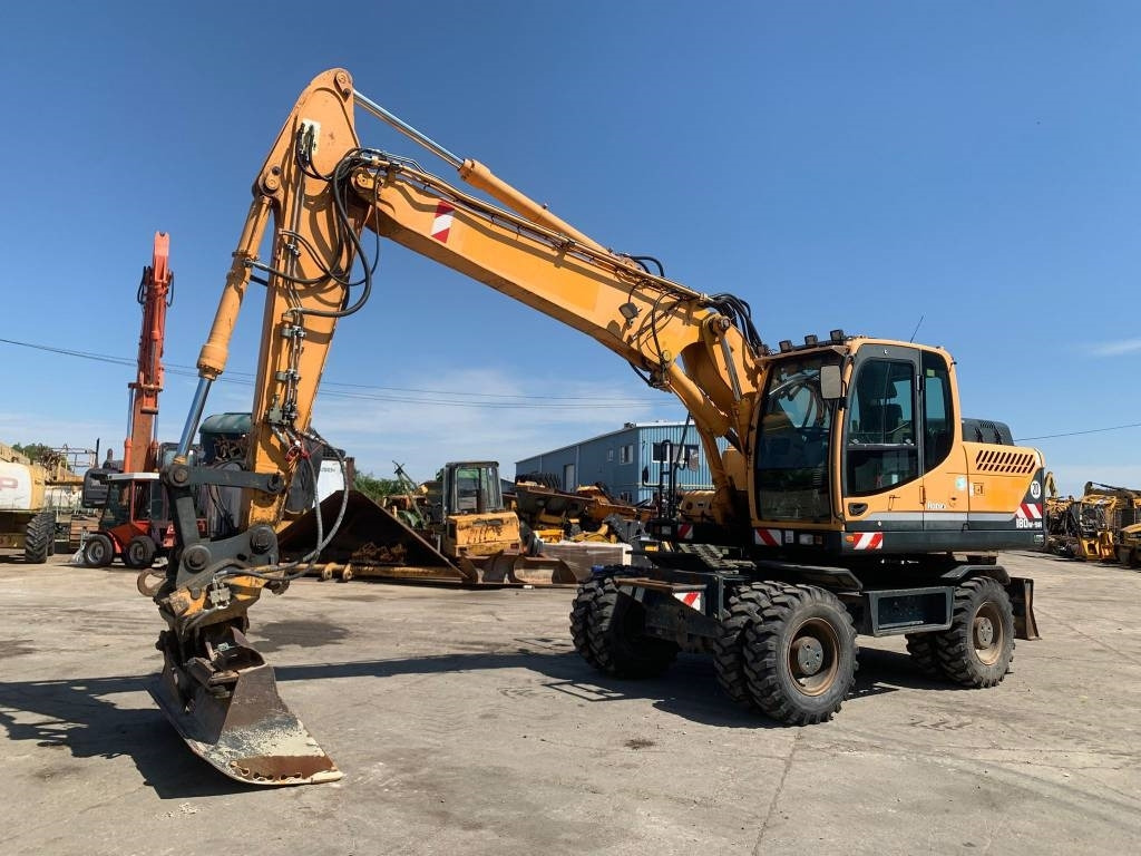Hyundai Robex 180 W-9 A  - Mobiele graafmachine: afbeelding 1 Hyundai Robex 180 W-9 A  - Mobiele graafmachine: afbeelding 1
