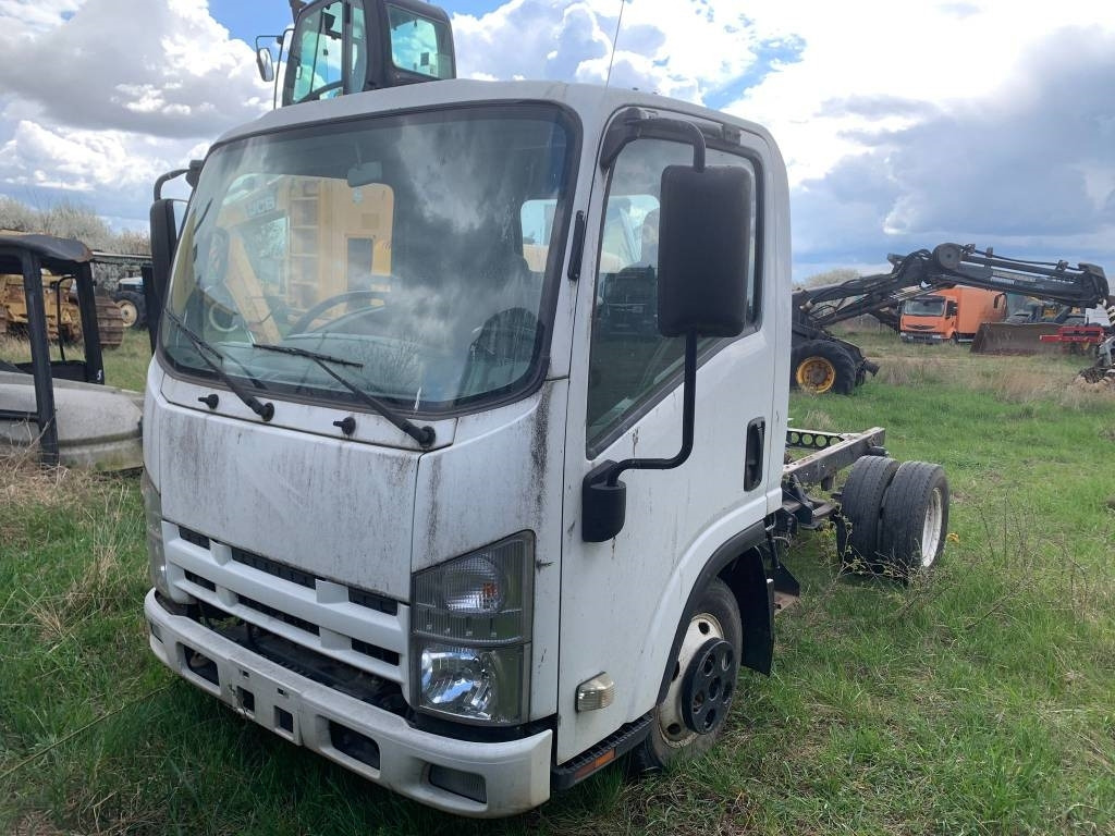 Isuzu FOR PARTS - Chassis vrachtwagen: afbeelding 2 Isuzu FOR PARTS - Chassis vrachtwagen: afbeelding 2