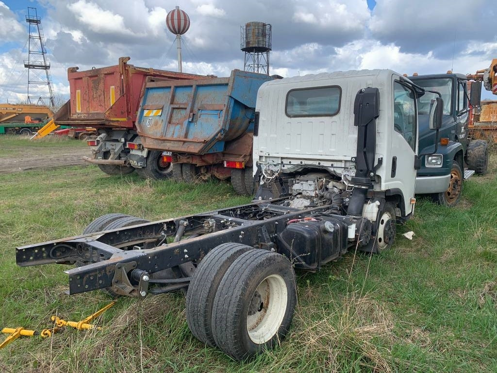 Isuzu FOR PARTS - Chassis vrachtwagen: afbeelding 5 Isuzu FOR PARTS - Chassis vrachtwagen: afbeelding 5