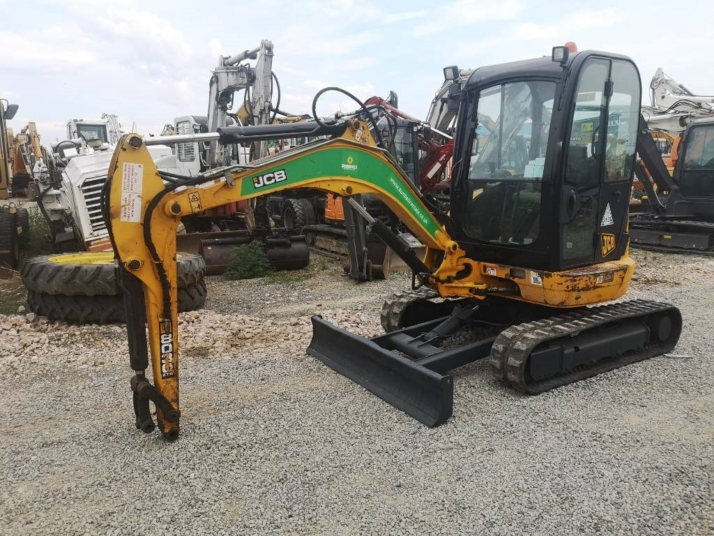 JCB 8030 - Minigraafmachine: afbeelding 1 JCB 8030 - Minigraafmachine: afbeelding 1