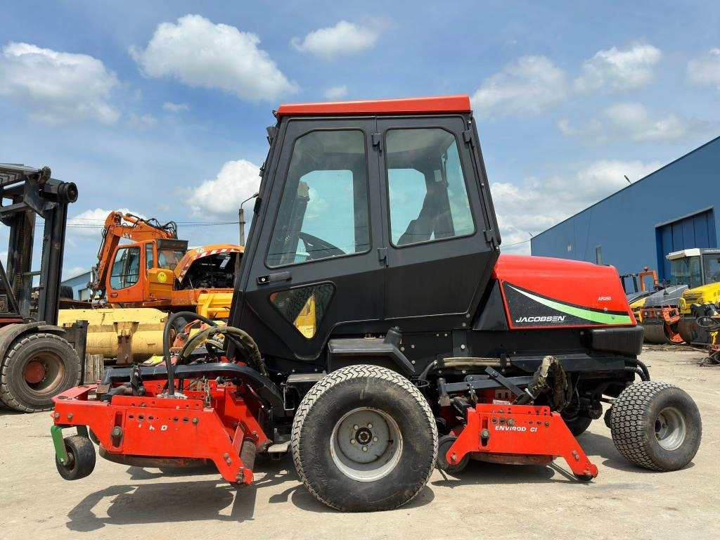 Jacobsen AR250 - Gazonmaaier: afbeelding 2 Jacobsen AR250 - Gazonmaaier: afbeelding 2