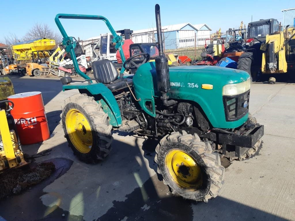Jinma 254 - Tractor: afbeelding 2 Jinma 254 - Tractor: afbeelding 2