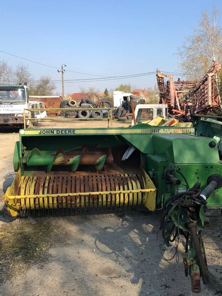 John Deere 459 - Vierkante balenpers: afbeelding 3 John Deere 459 - Vierkante balenpers: afbeelding 3