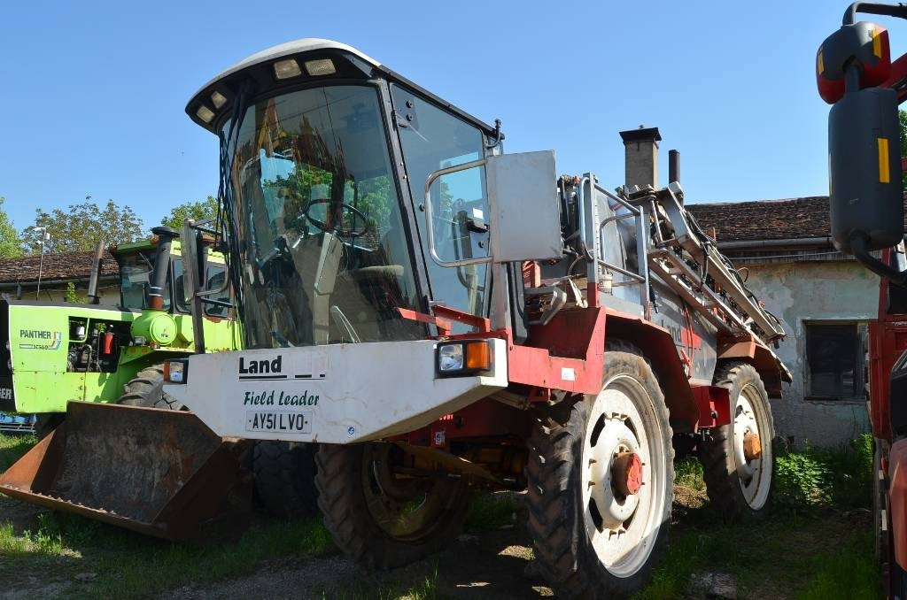 John Deere Landquip - Zelfrijdende veldspuit: afbeelding 1 John Deere Landquip - Zelfrijdende veldspuit: afbeelding 1