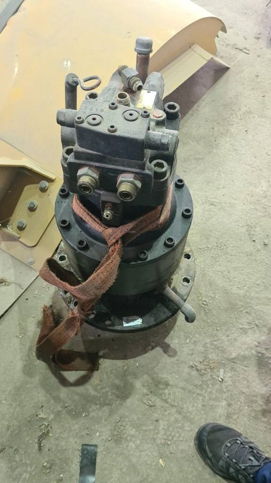 KPM M5X130CHB - Rupsband voor Bouwmachine: afbeelding 2 KPM M5X130CHB - Rupsband voor Bouwmachine: afbeelding 2
