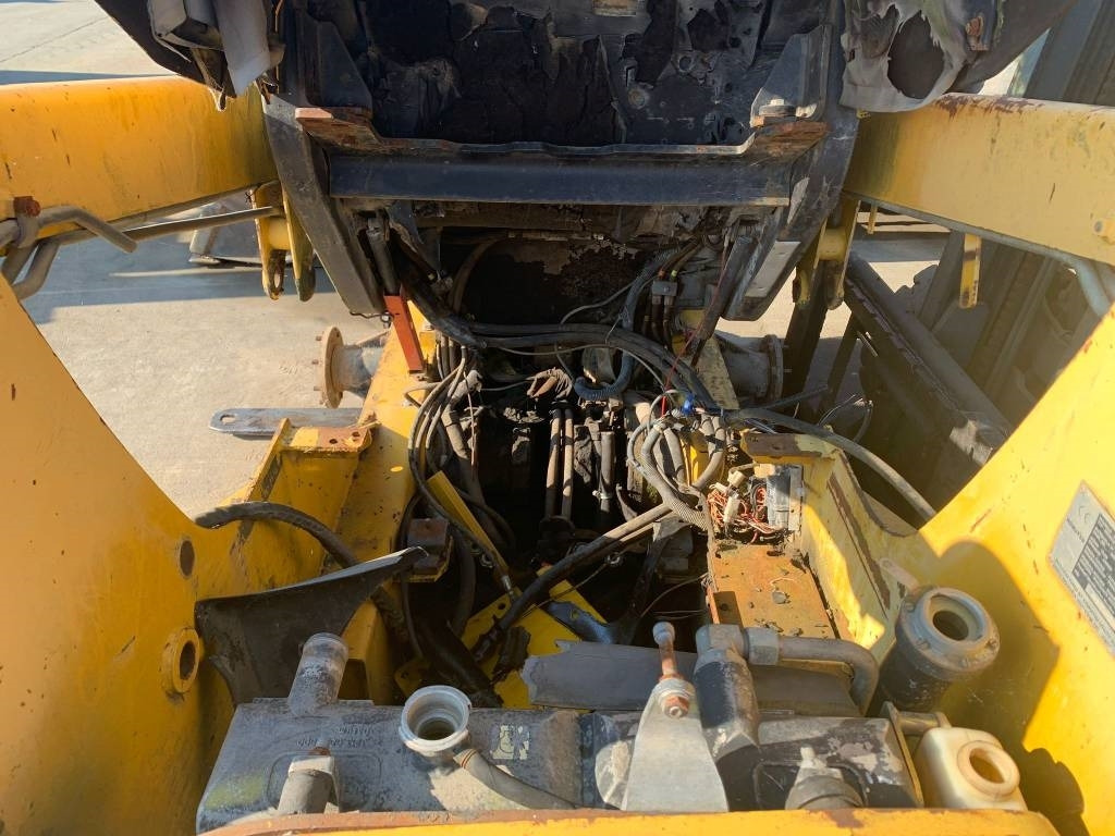 Komatsu SK 714 FOR PARTS - Schranklader: afbeelding 4 Komatsu SK 714 FOR PARTS - Schranklader: afbeelding 4